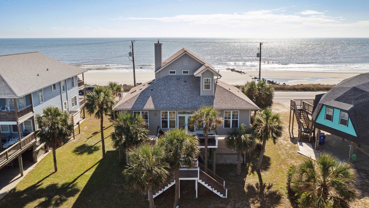 Folly Beach House | Paradise at the Washout - Beautiful Oceanfront Beach House on 15th block