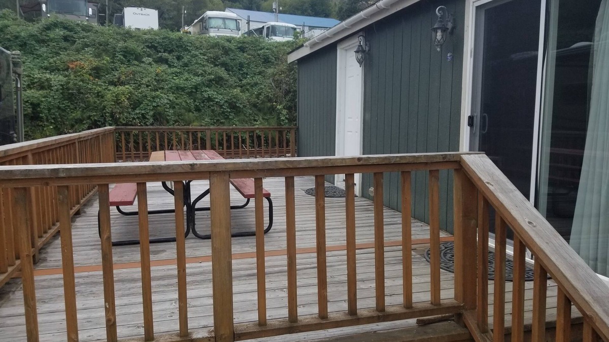 Rockaway Beach House | Paradise Cove RV Resort & Marina