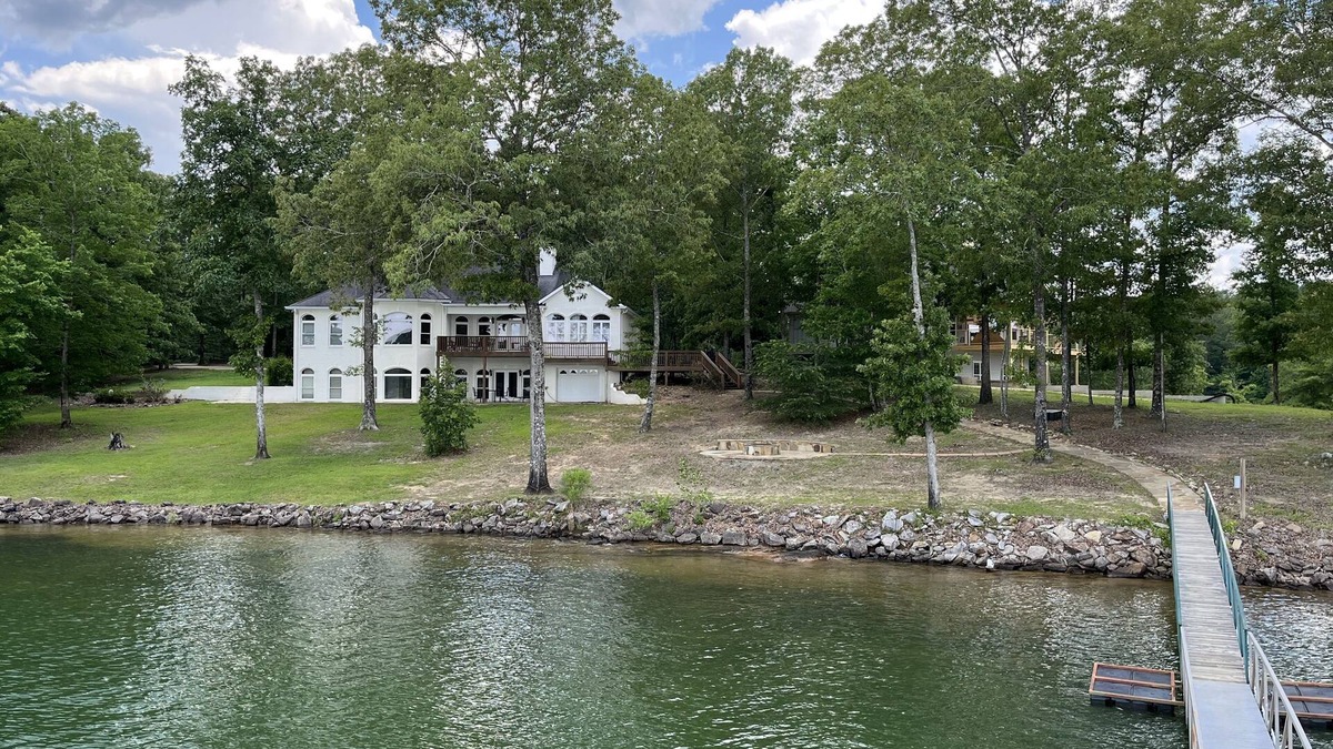 Stoney Point Landing House | Paradise -Easy slope to the water with stone walkway and stone fire pit!