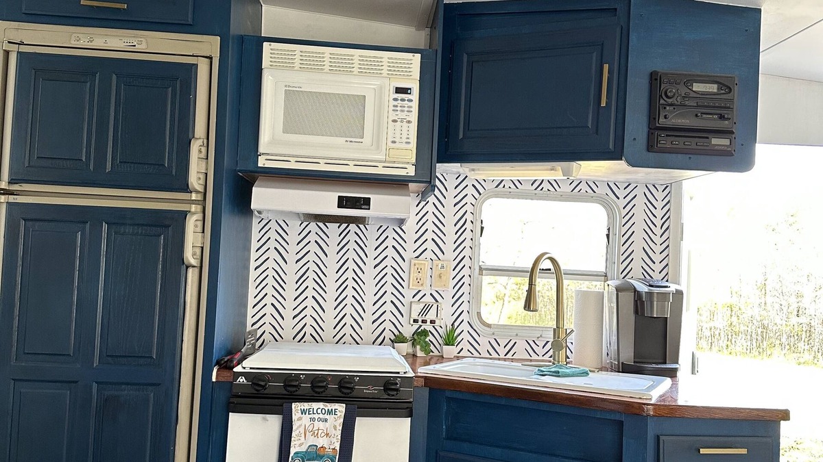 Alton House | Paradise Farm - 1 Bedroom RV