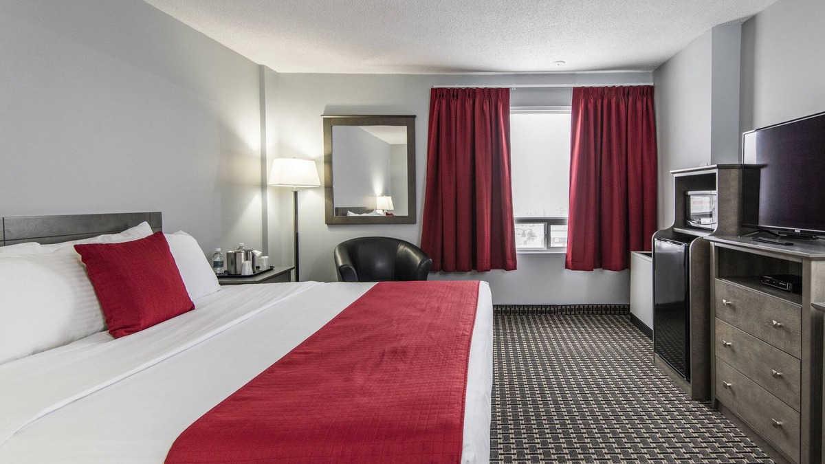 Grande Prairie Hotel | Paradise Inn & Conference Centre