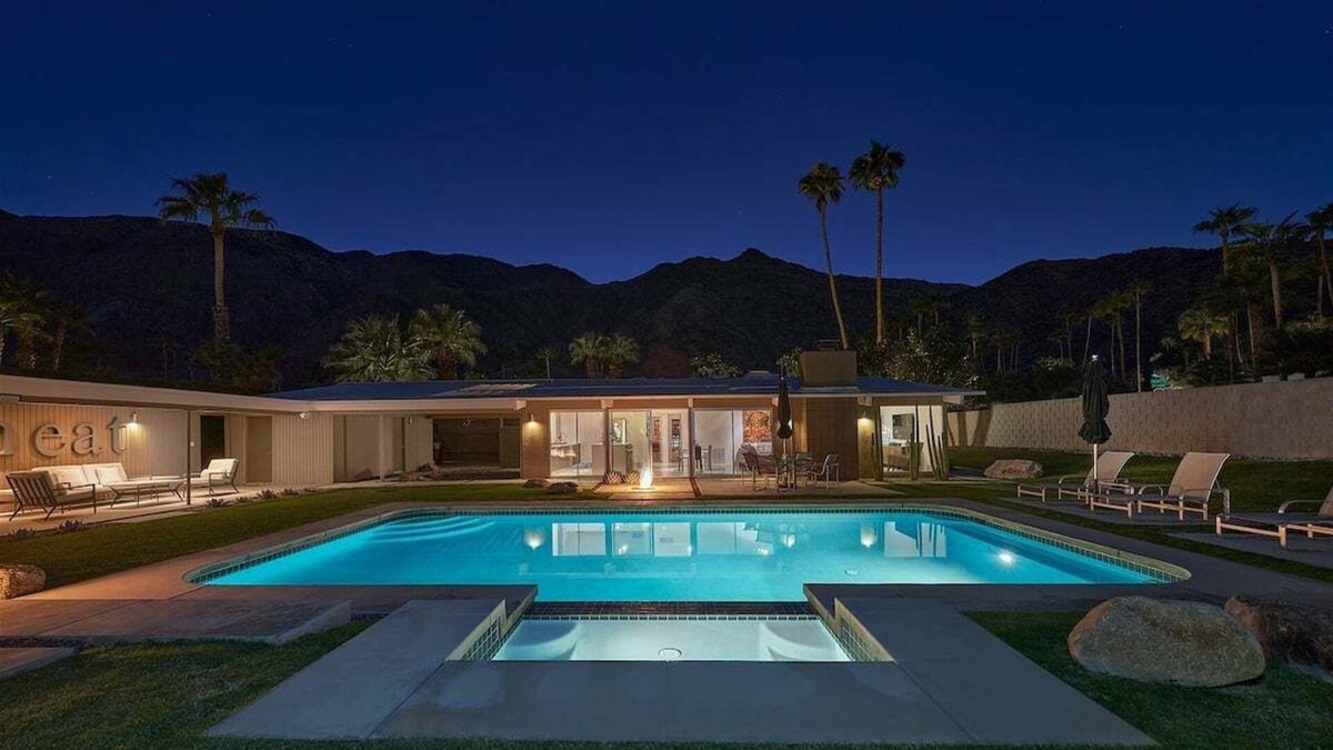 Vista Las Palmas House | Paradise Las Palmas - Mid-Century Luxury: Iconic Alexander Home with Stunning Views