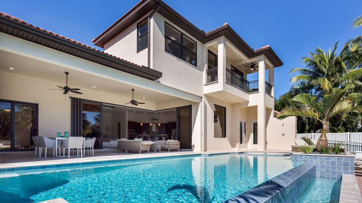 Royal Harbor Villa | PARADISE Luxurious Boater‘s Dream Pool & Spa Vacation Mansion - Royal Harbor