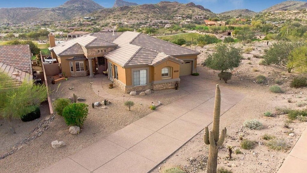 Eagle Mountain House | PARADISE: Mountain, City & Golf *VIEWS!* Pool/Spa