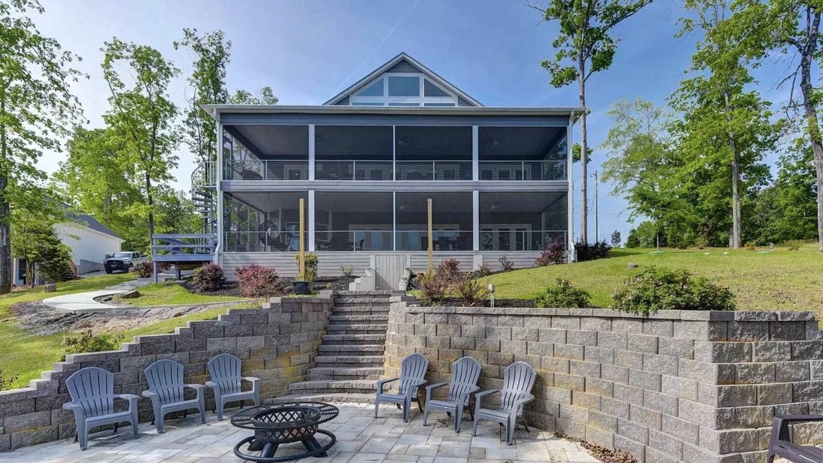 Chapin House | Paradise on Lake Murray! Haymar House with optional pontoon rental