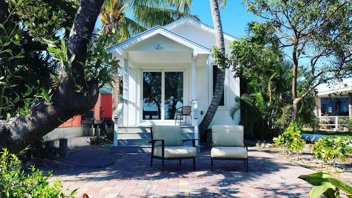 Naples Cottage | Paradise on the Bay