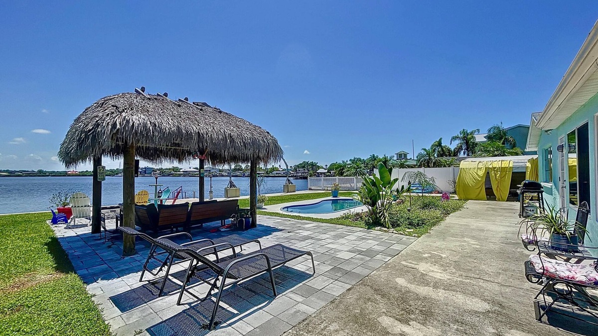 Port Richey House | Paradise on the Bayou