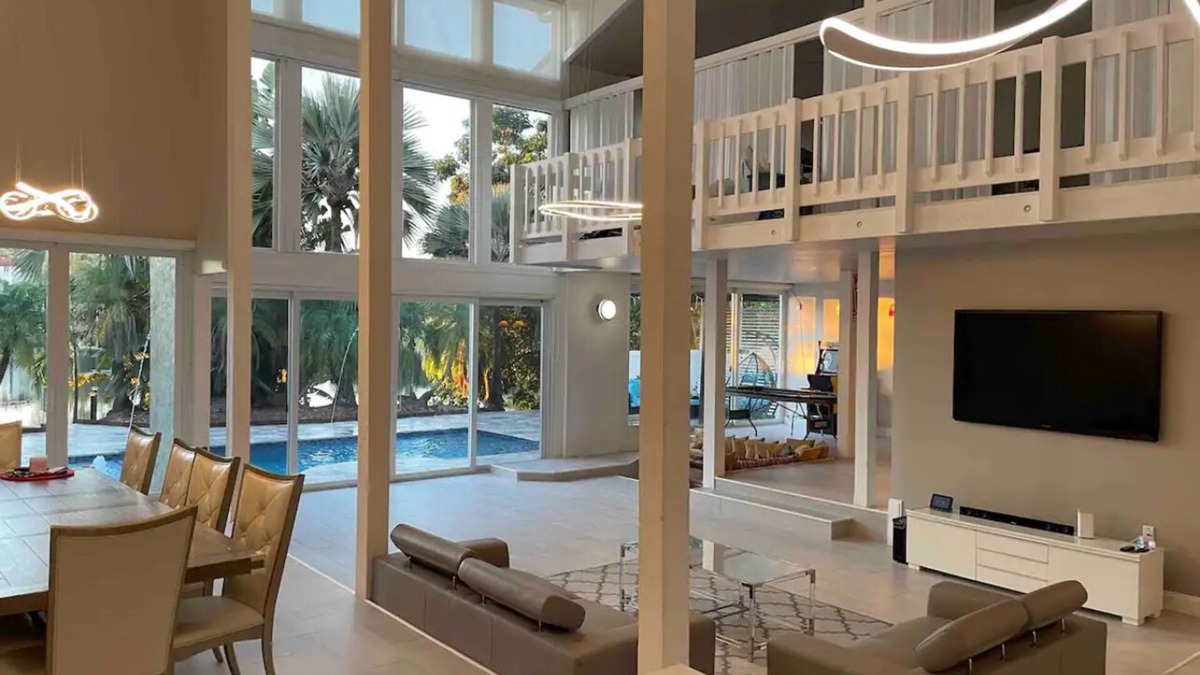 Sunrise House | Paradise On The Laken15-20mins from the beaches & FLL airport