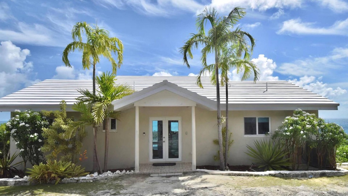 Governor's Harbour House | Paradise Pointe by Eleuthera Vacation Rentals
