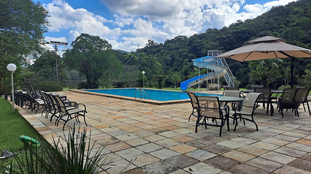 Caneca Fina House | Paradise Site Barbecue Swimming pool Fish pond
