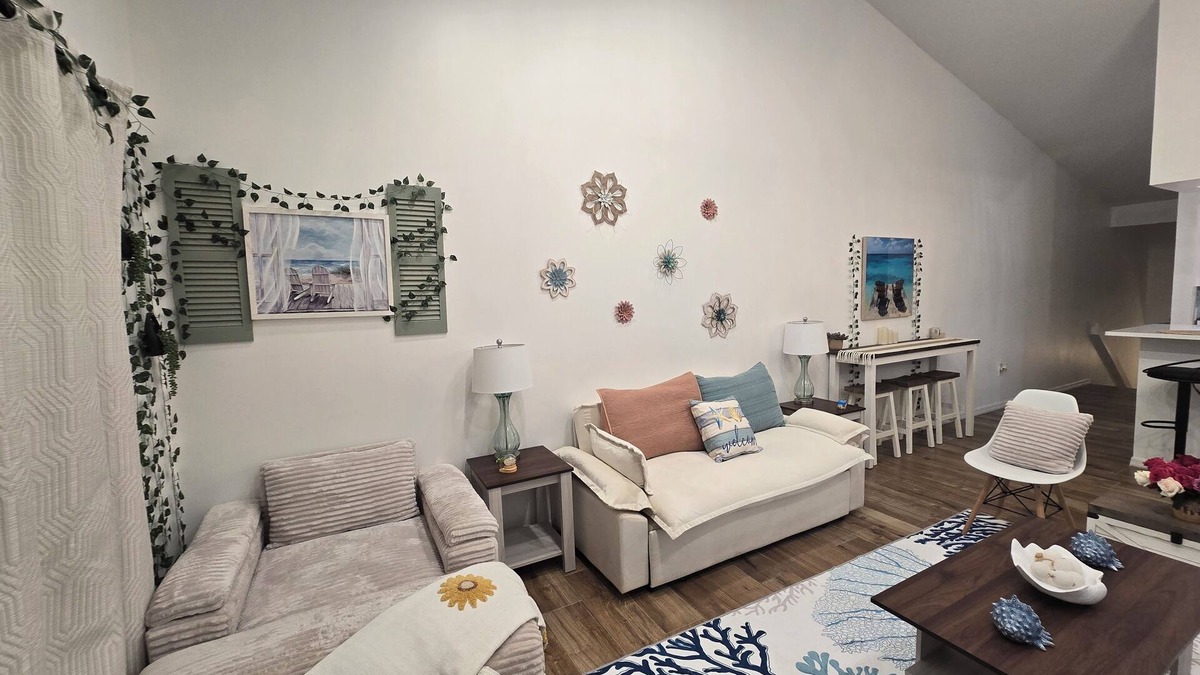 La Cita Apartment | Paradise Villa- Resort style Condo w/Pool & outdoor BBQ