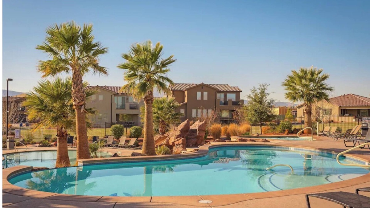 Santa Clara House | Paradise Village Home in Santa Clara, Poolside Location, Private Hot Tub, BBQ