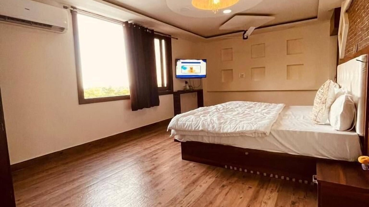 Dhaliara Hotel | Paradise Woodland Resort Chintpurni