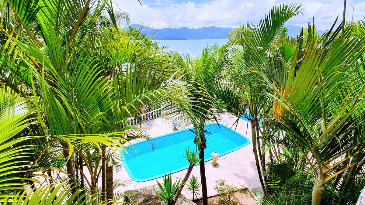 Forte Villa | Paradisiacal & Spacious Seafront Villa -6 Bedrooms Private Pool and Beach Access