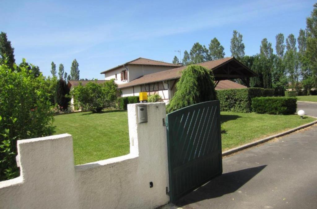 Saint-Etienne-sur-Reyssouze Bed & Breakfast | Parc de la Charmille