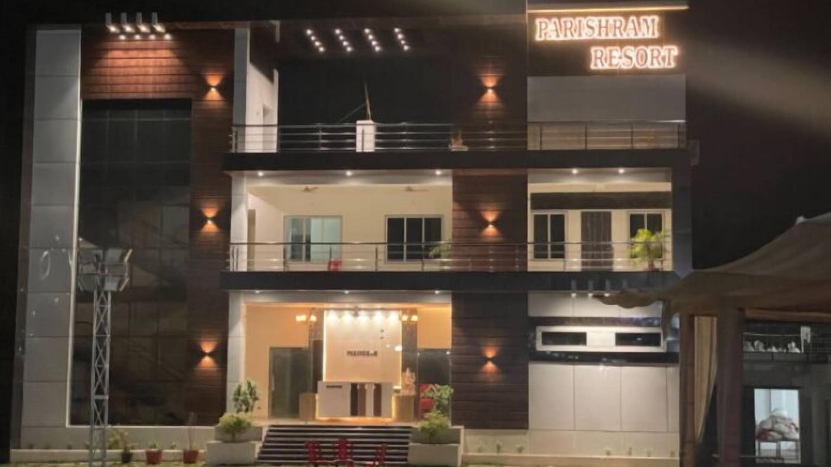 Jaunpur Resort | Parishram Resort By GRB