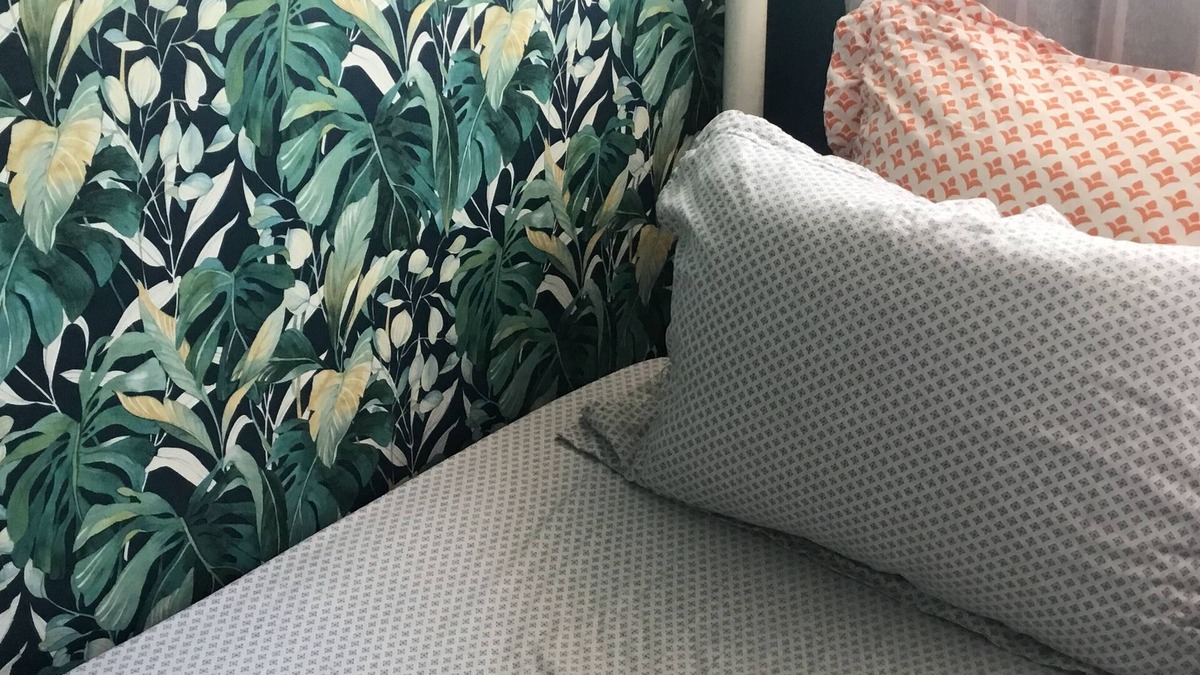 Cite Paul Eluard Apartment | Parisian dorm shared room [ Just for sleep daily from 20h to 10h ]