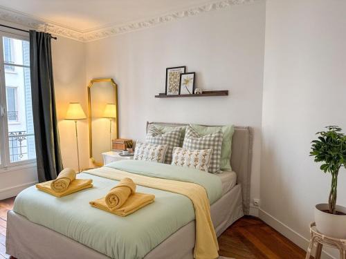 Quartier du Pont-de-Flandre Apartment | Parisien Élégant & Calme