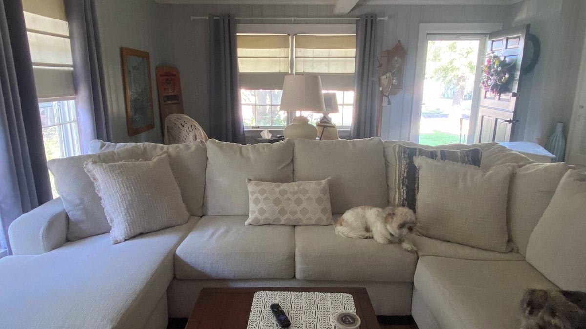 Macon House | Park, downtown, antiques, restaurants, all within walking distance. 1942 home.