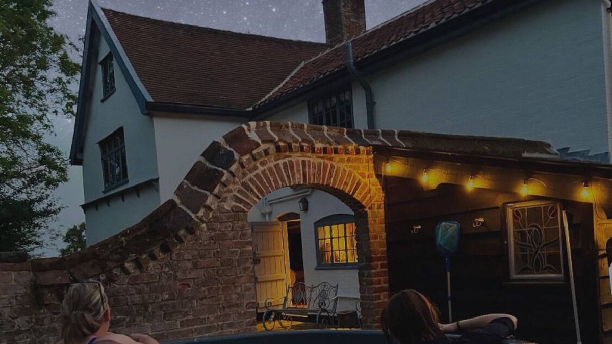 Eye House | Park Farm Cottage - Countryside View