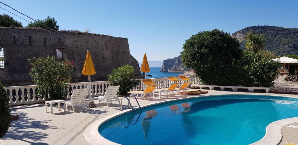 Finale Ligure Hotel | Park Hotel Castello