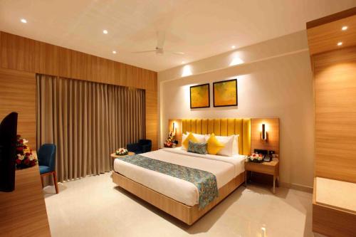 Pallam Hotel | Park Residency Puthuppally