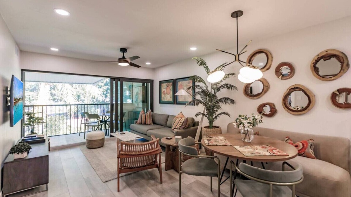 Park Shore Apartment | Park Shore Resort-BLDGC#218*Amazingly remodeled*
