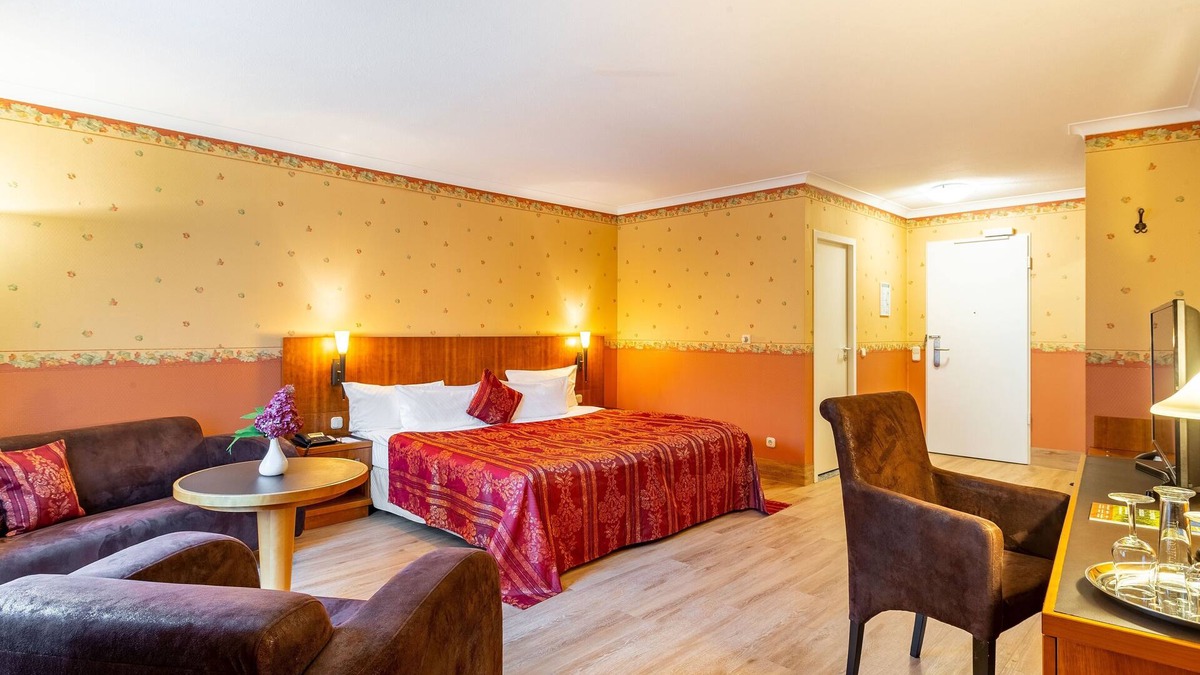 Goerlitz House | Parkhotel Juniorsuite - Parkhotel Görlitz*S
