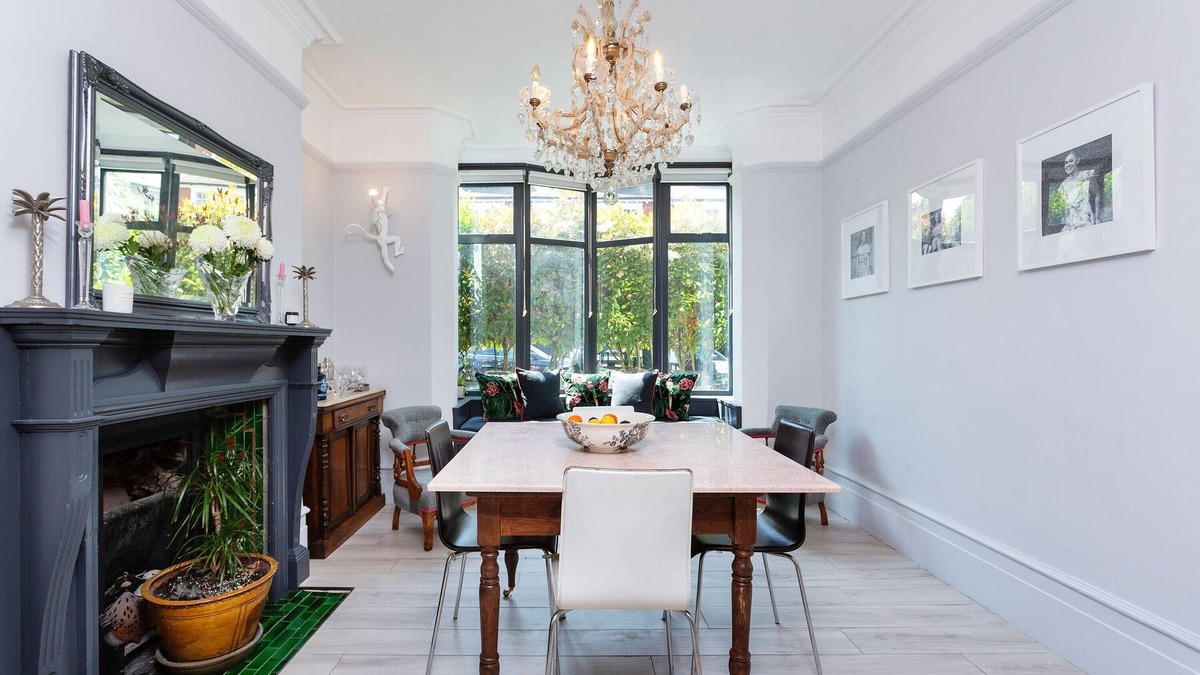 Highgate House | Parkland Perfection, by Veeve