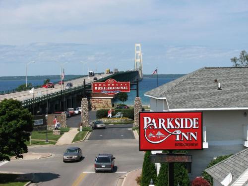 Mackinaw City Hotel | Parkside Inn Bridgeview