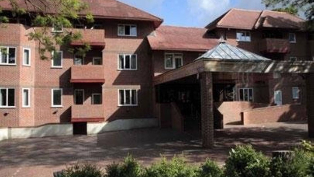 Reading Hotel | Parkside International Hotel