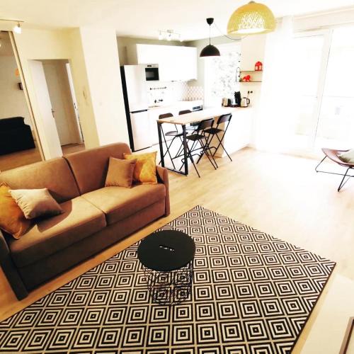 Part Dieu - Bir Hakeim Apartment | Part-Dieu : splendide 2 pièces calme sur verdure
