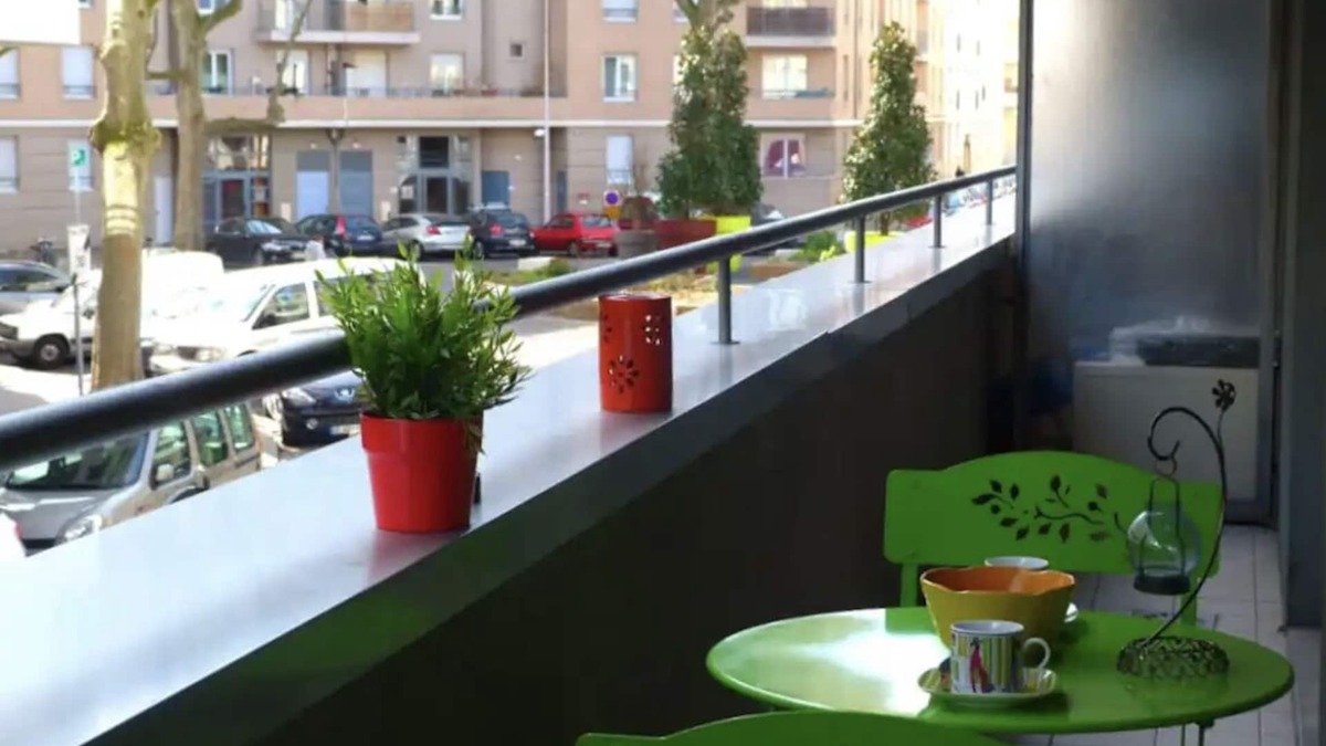 Part Dieu - Bir Hakeim Apartment | Part Dieu Vivier Merle boarding school