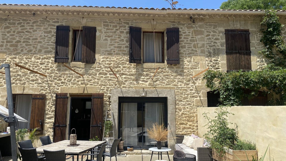 Pujaut Other | Partie de Mas , 2 Chambres, Jardin , Piscine