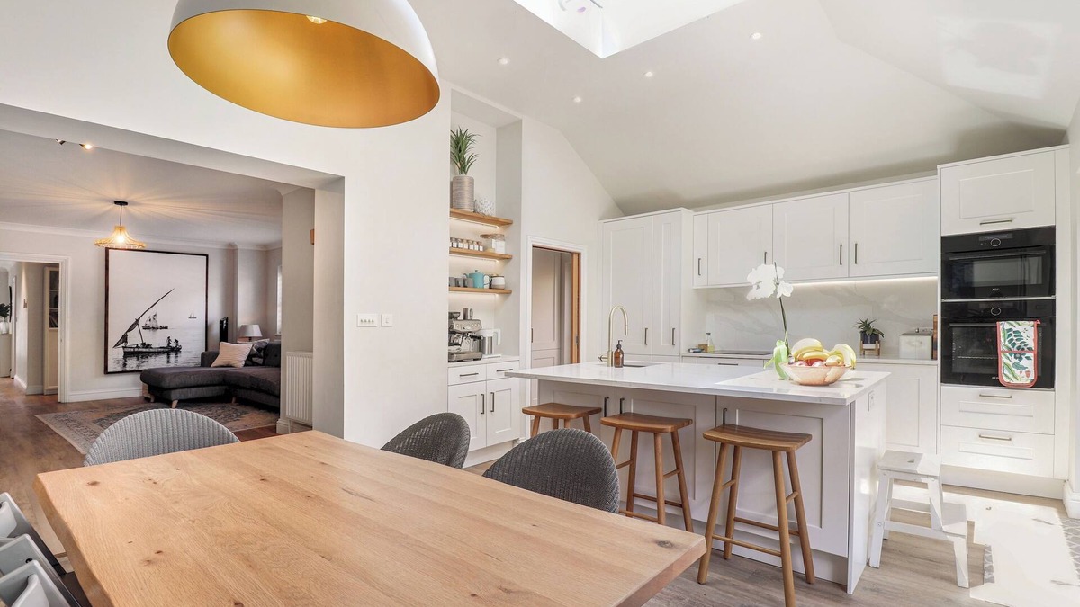 Sevenoaks House | Pass the Keys | Perfectly presented house