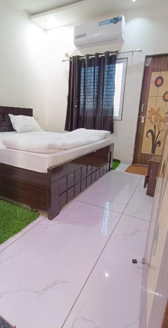 Rajpipla House | PATEL HOME STAY