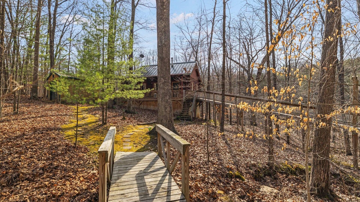 Birdseye House | Patoka Cabin Experience w Hottub