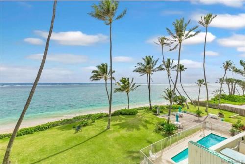 Hauula House | Pats at Punalu'u - Beachfront Locations