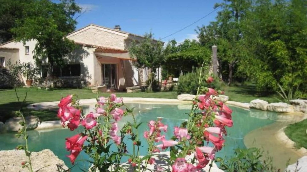 Aix-en-Provence Villa | peace and quiet in Provence in lovely house with swimming-pool
