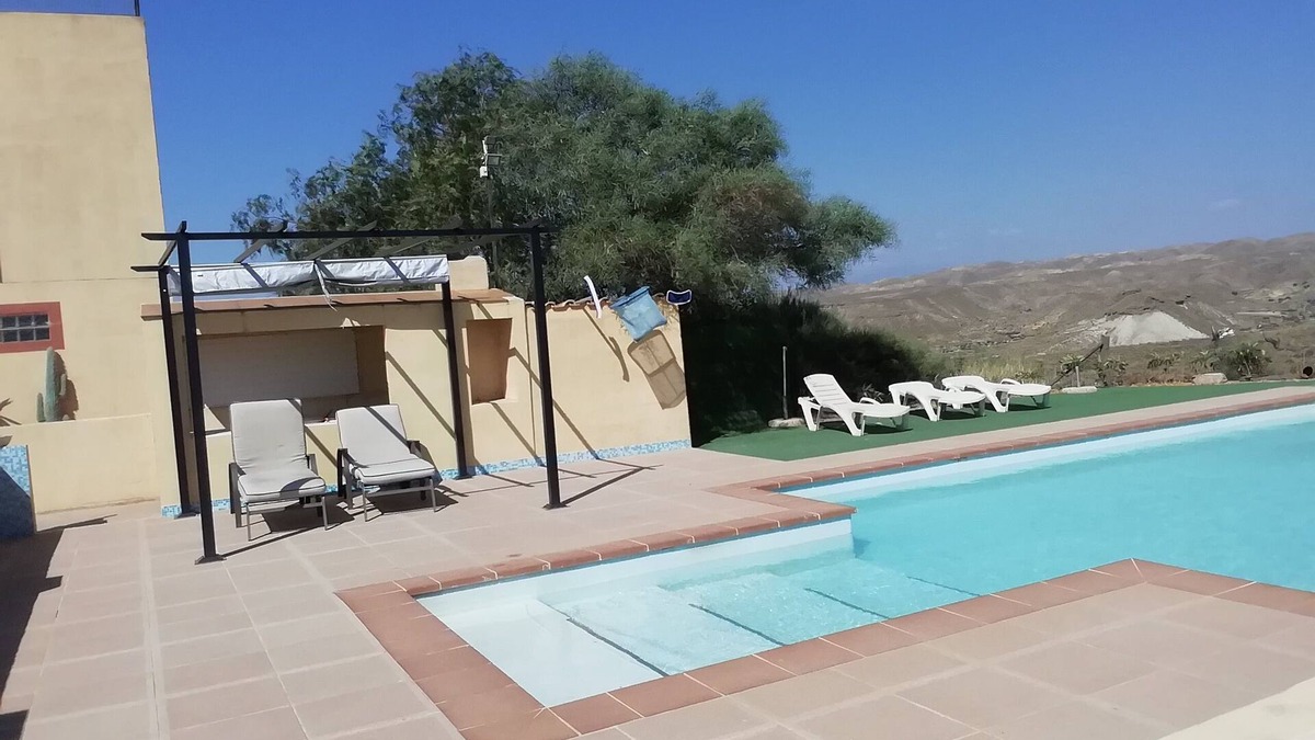 Tabernas Ski Chalet | Peace and views in this off the beaten track chalet, set in the tabernas desert.