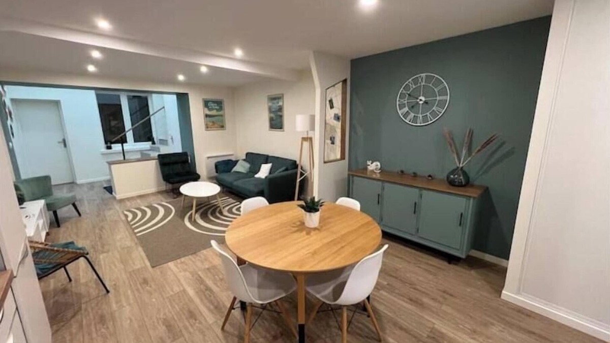 Cosne-Cours-sur-Loire House | Peace & Loire