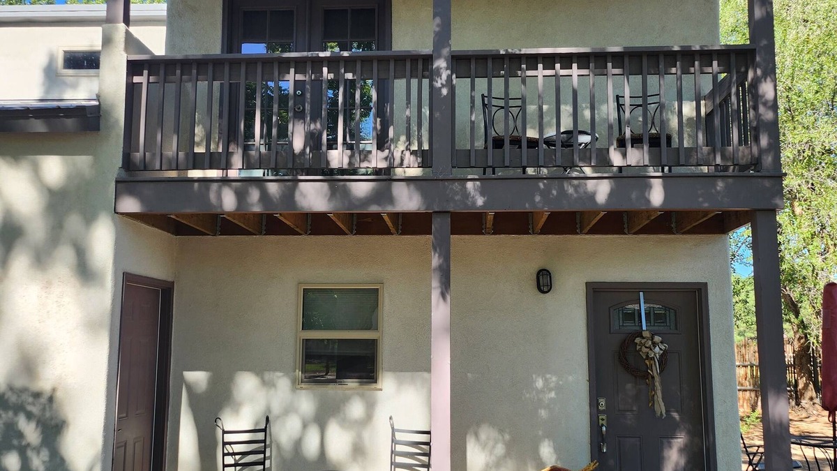 South Valley House | Peace, quiet and dark night skies in Albuquerque’s Rio Grande South Valley