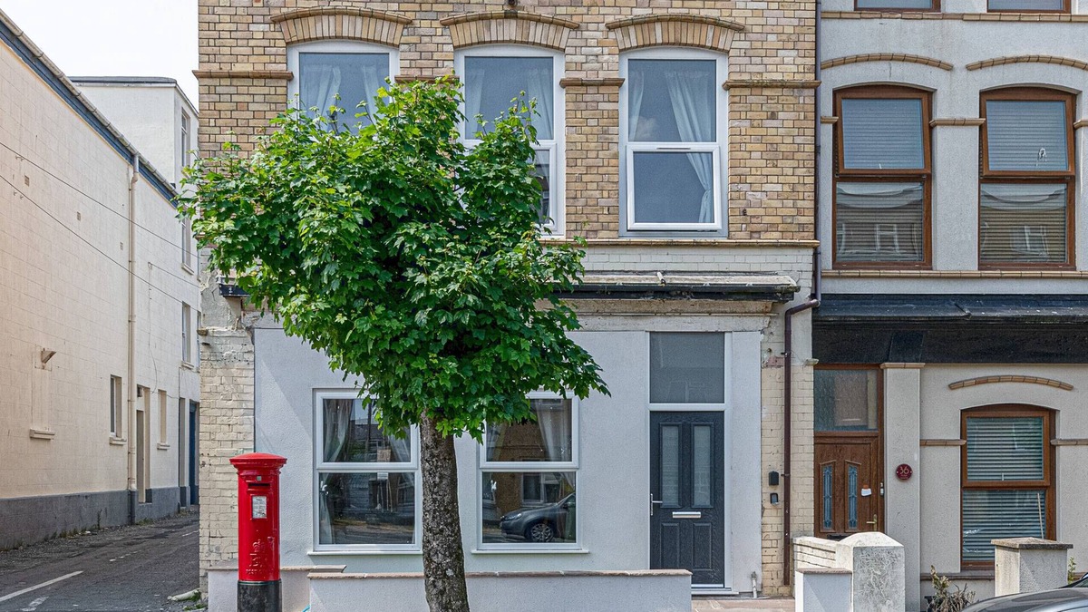 Rhyd-y-clafdy Apartment | Peace Retreats