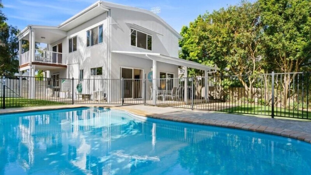 Castaways Beach House | Peace within the palms, Castaways Beach