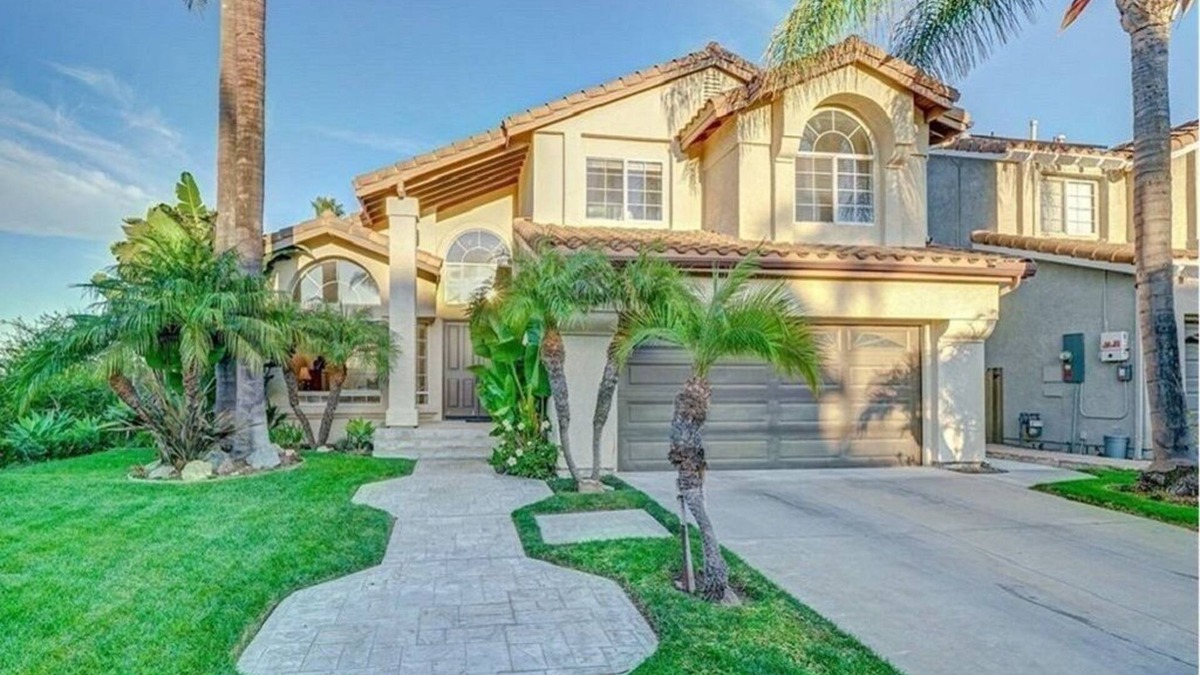 Aliso Viejo House | Peaceful 3 bedroom house with a hot tub