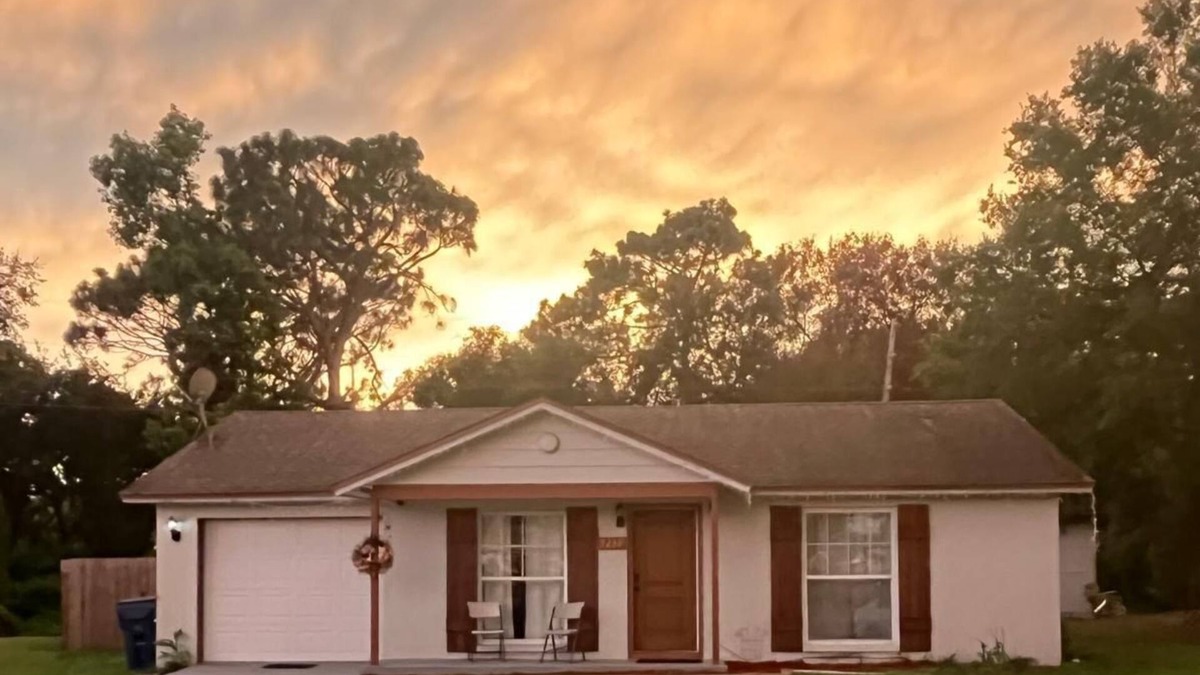 Seven Springs Homes House | Peaceful 4-bedroom house with AC in New Port Richey