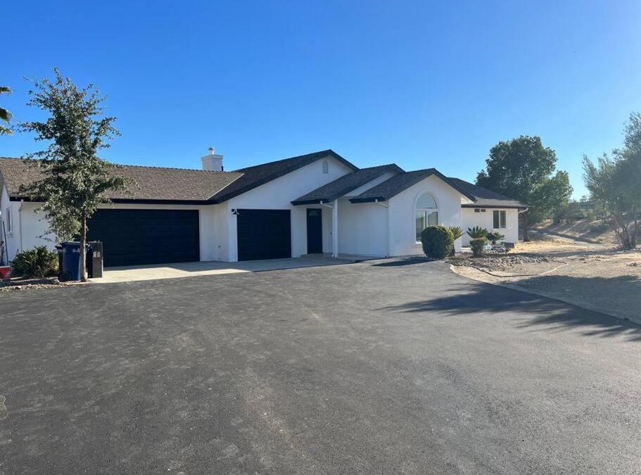 Paso Robles House | Peaceful 4 Bedroom Farm Stay at Whispering Vines