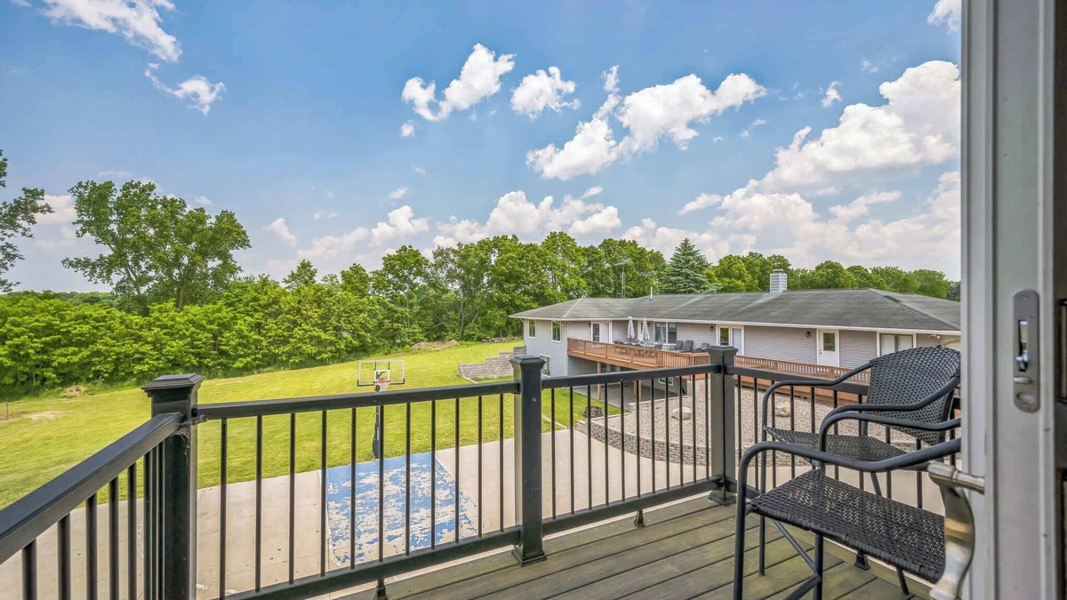 Grass Lake Apartment | Peaceful 4BR Barn Loft Escape