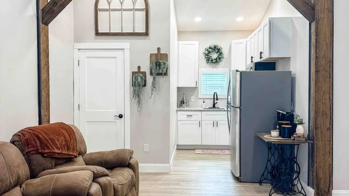 Alva Apartment | Peaceful Alva Apartment in an Equestrian Barn on 5 acres