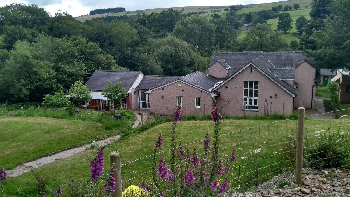 Llangollen Hostel | Peaceful and Secluded Bunkhouse style accommodation.